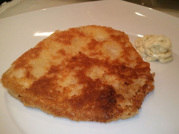 Sellerieschnitzel mit Parmesanbröselpanade | Little Green Planet