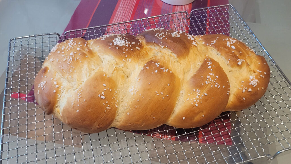 Oster-Hefezopf 2026 - aus dem Buch "Best of Einfach Backen"